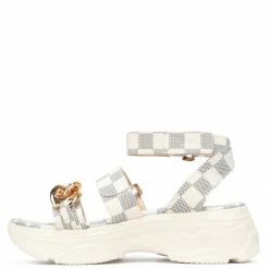 CAPE ROBBIN June09 Off White Women's Sandal What's New