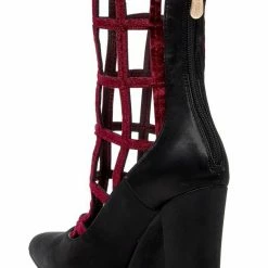 CAPE ROBBIN Boots Beautiful6 Black Two Tone Caged Pointed Toe Boot
