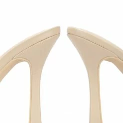 CAPE ROBBIN Vlasta05 Nude Women's Heel