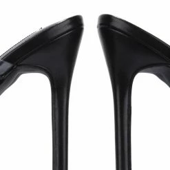 CAPE ROBBIN What's New Roma Black Women's Heel