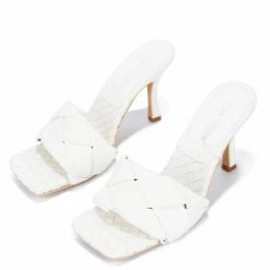 CAPE ROBBIN Wave It White Square Open Toe Woven Mule Heel