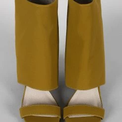 CRUNCH Zoto10 Olive Open Toe Discrete Wedge