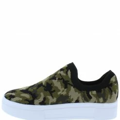 Liliana Marilyn130 Camouflage Round Toe Slip On Sneaker Flat